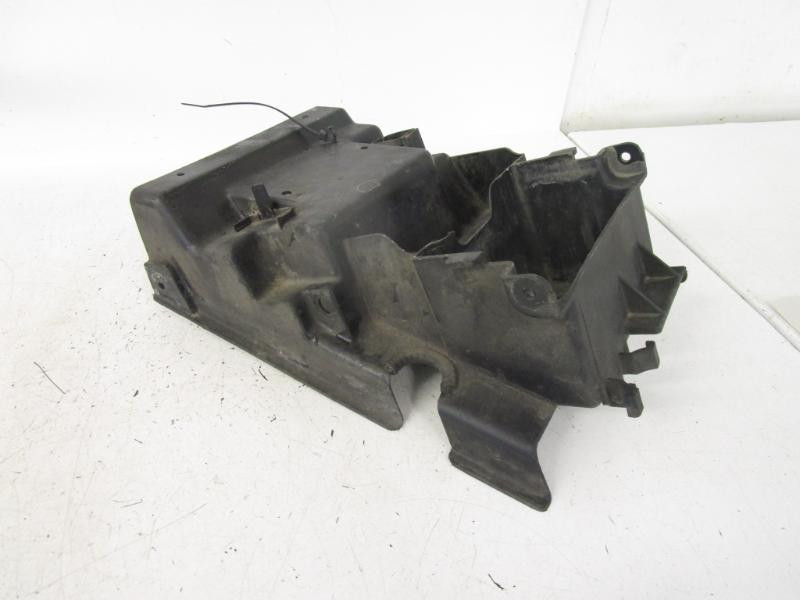 01 Kawasaki ZX 7R Ninja Rear Inner Fender 35023-1427 1996-2003